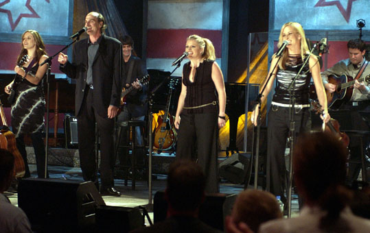Pat with James Taylor and the Dixie Chicks, CMT Crossroads, October 2002